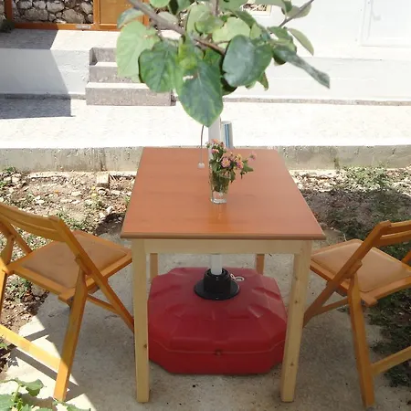 Kuecuek Ev Pansiyon * Karaburun (Izmir)