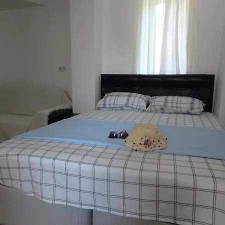 Kuecuek Ev Pansiyon Karaburun (Izmir)