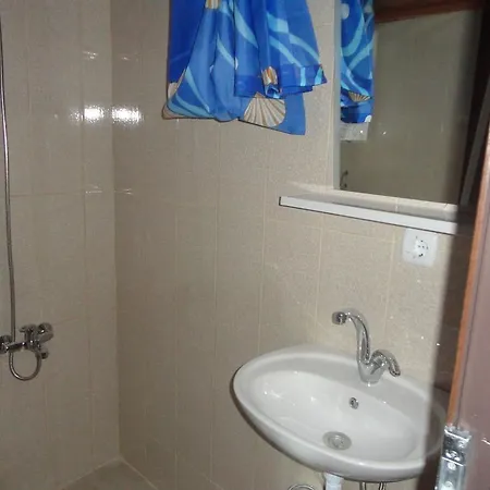 Kuecuek Ev Pansiyon Aparthotel *