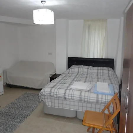 Kuecuek Ev Pansiyon Karaburun (Izmir)