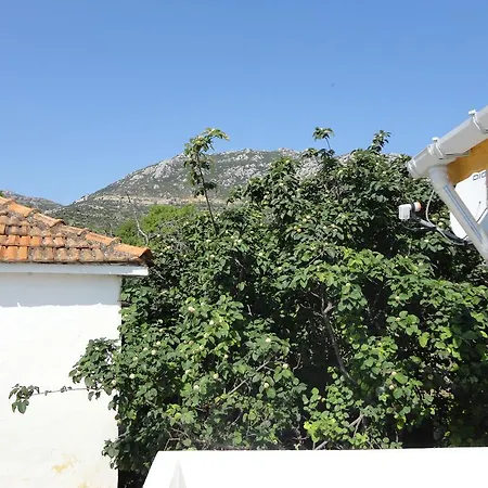 Kuecuek Ev Pansiyon Ξενοδοχείο με διαμερίσματα Karaburun (Izmir)