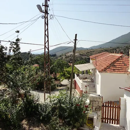 Kuecuek Ev Pansiyon Ξενοδοχείο με διαμερίσματα Karaburun (Izmir)