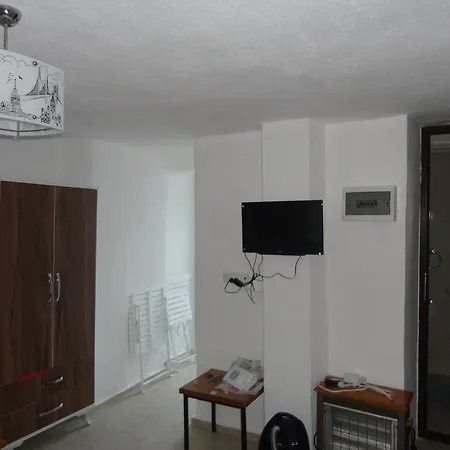 Kuecuek Ev Pansiyon * Karaburun (Izmir)